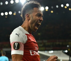 爱游戏体育-关于Rookie在阿森纳比赛中回归赛场，突破纪录引发热议！的信息