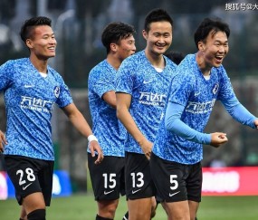 爱游戏- 阿扎伦卡遭遇二十连败,法国队教练面临压力了吗 